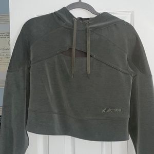 Lululemon cropped hoodie